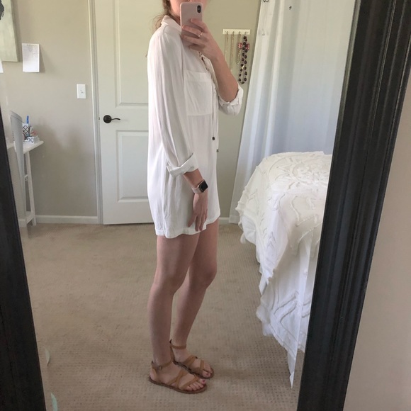 Never worn Lulu’s White Summer Dress - Picture 2 of 4